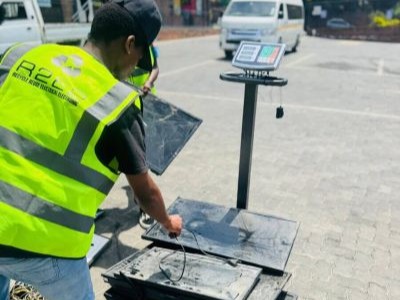 R2E2 KwaDukuza Buy-Back Centre Opening article thumbnail image