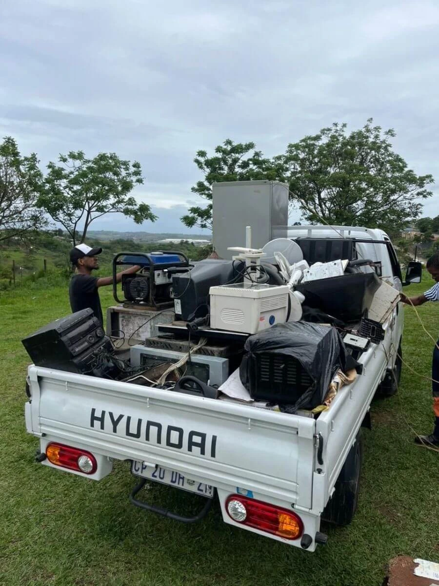 R2E2 New Beginnings Worship Centre E-Waste Collection Event article image